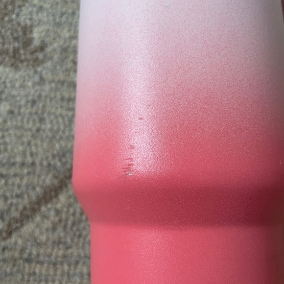 RARE: Stanley quencher 40oz petal ombre coral pink tumbler - Picture 3 of 6